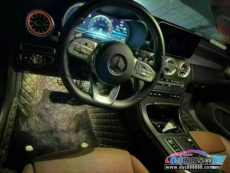 20年奔驰C轿车抵押车出售