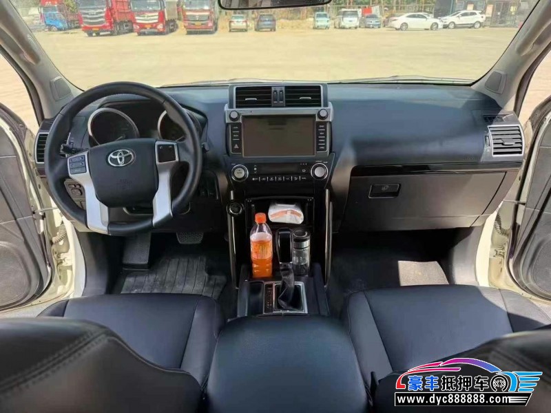 18年丰田普拉多（霸道）轿车抵押车出售