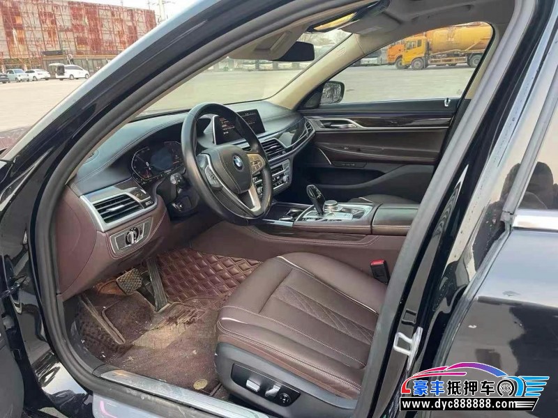 21年宝马7系轿车抵押车出售
