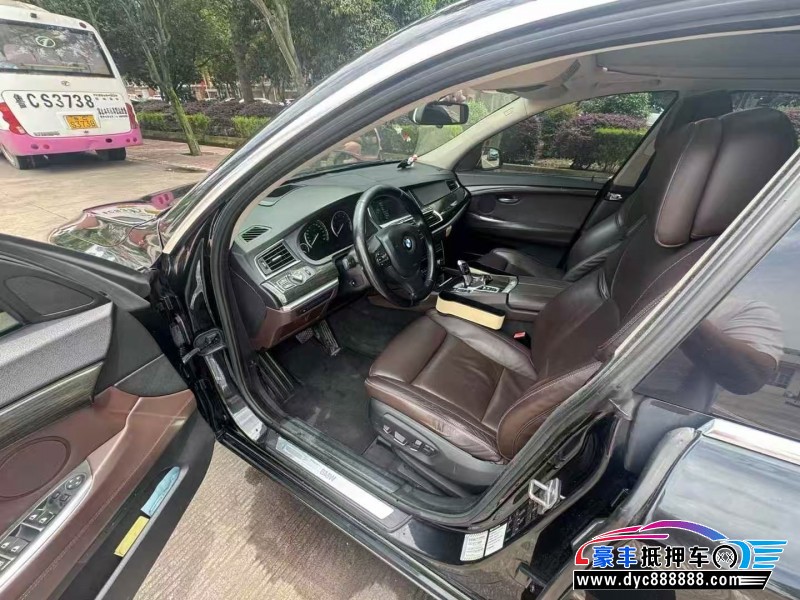 13年宝马5系GT轿车抵押车出售