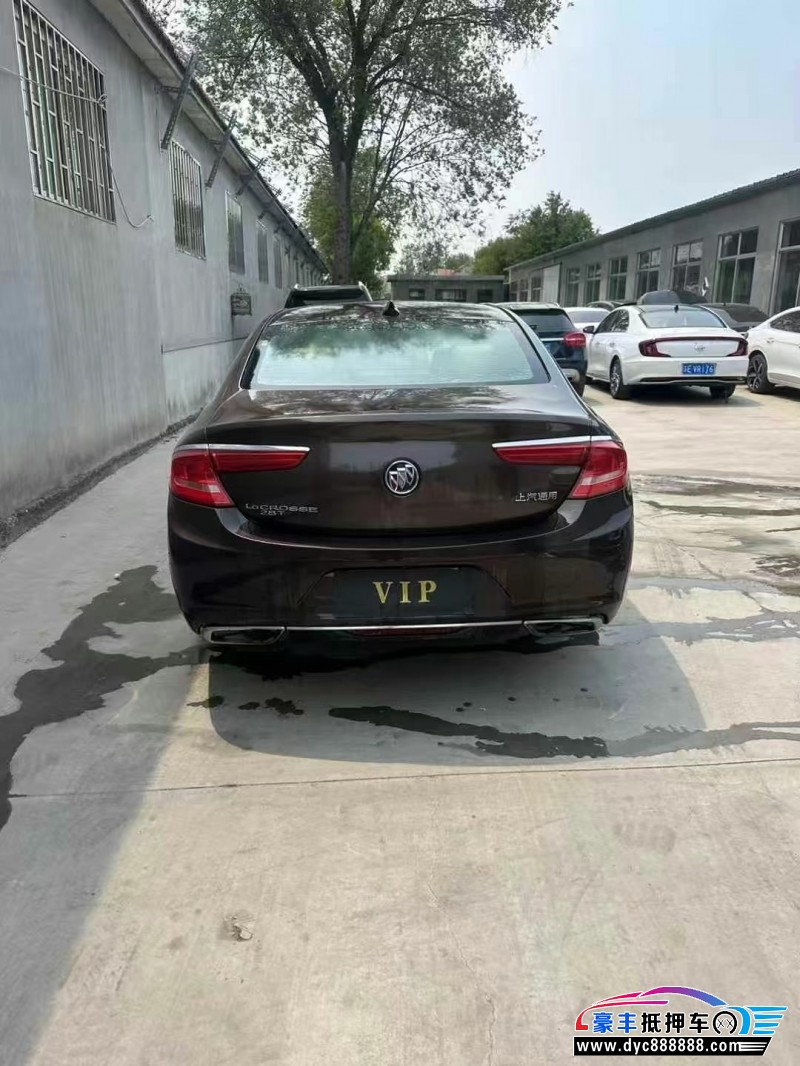 16年别克君越轿车抵押车出售