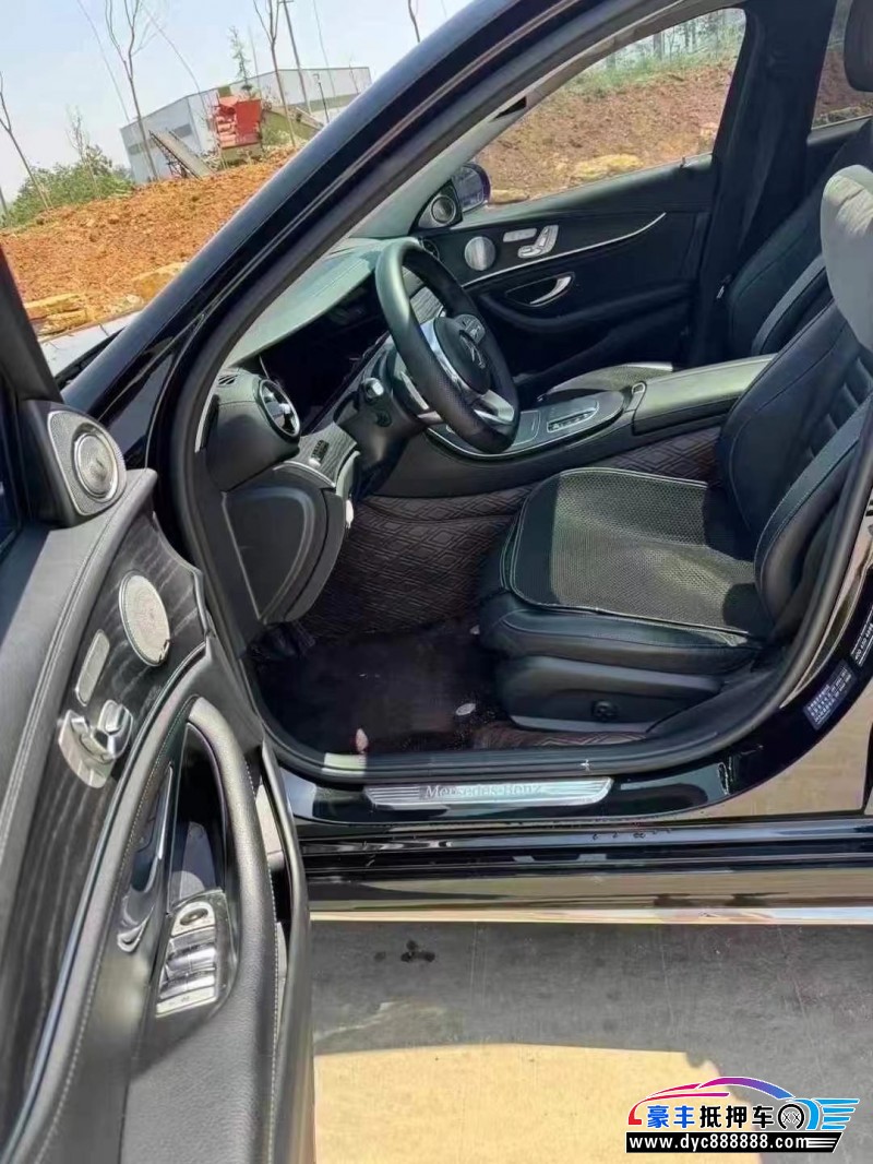 21年奔驰E轿车抵押车出售