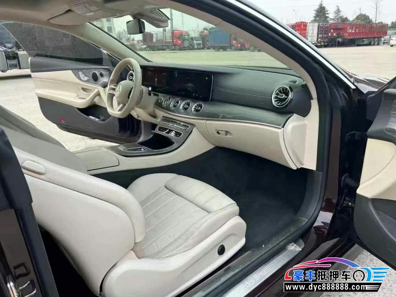 21年奔驰E轿车抵押车出售