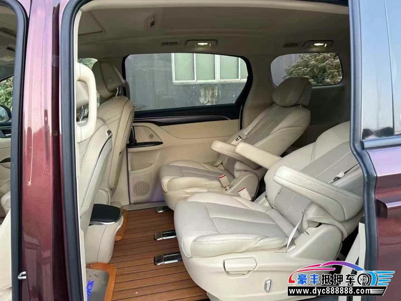 22年别克GL8轿车抵押车出售