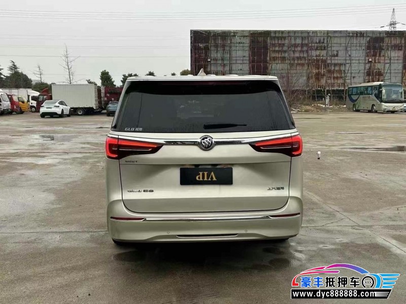 20年别克GL8轿车抵押车出售