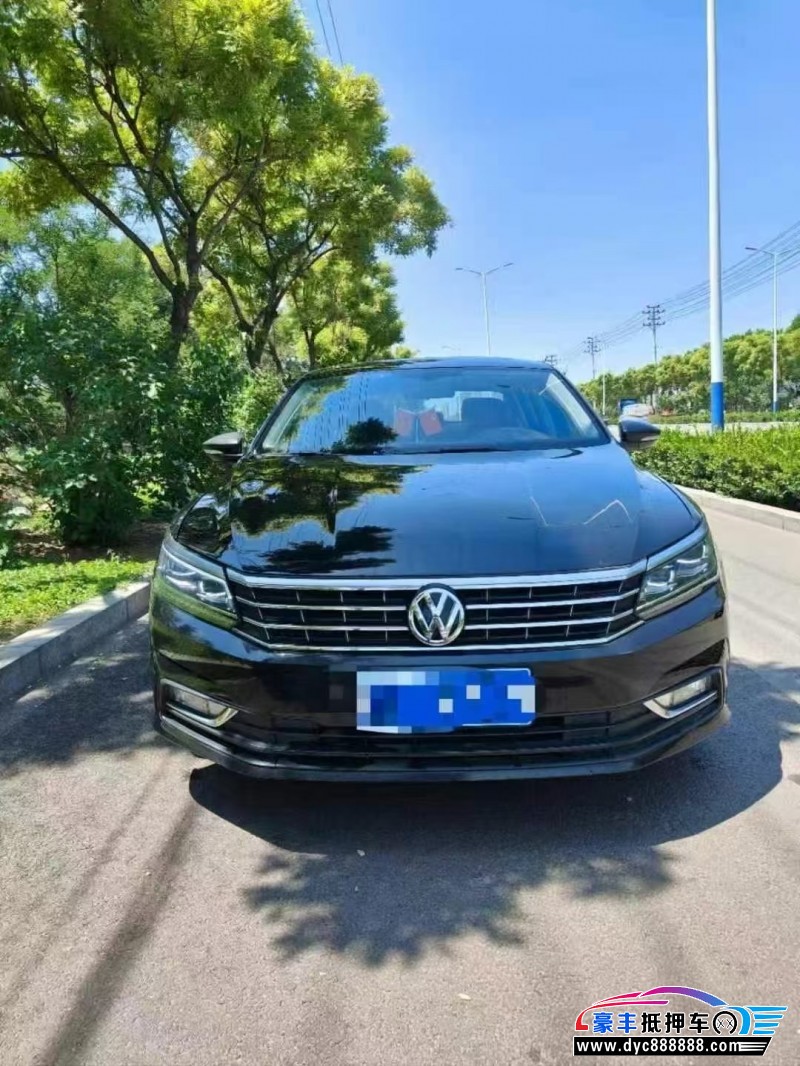 抵押车出售16年大众帕萨特轿车