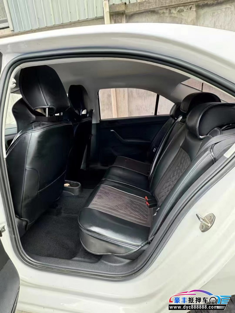 22年大众桑塔纳轿车抵押车出售