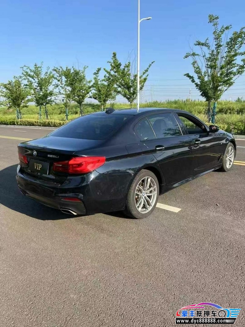 18年宝马5系轿车抵押车出售