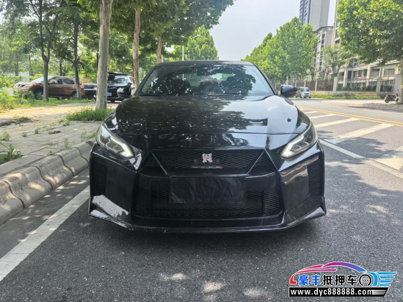 22年日产天籁轿车