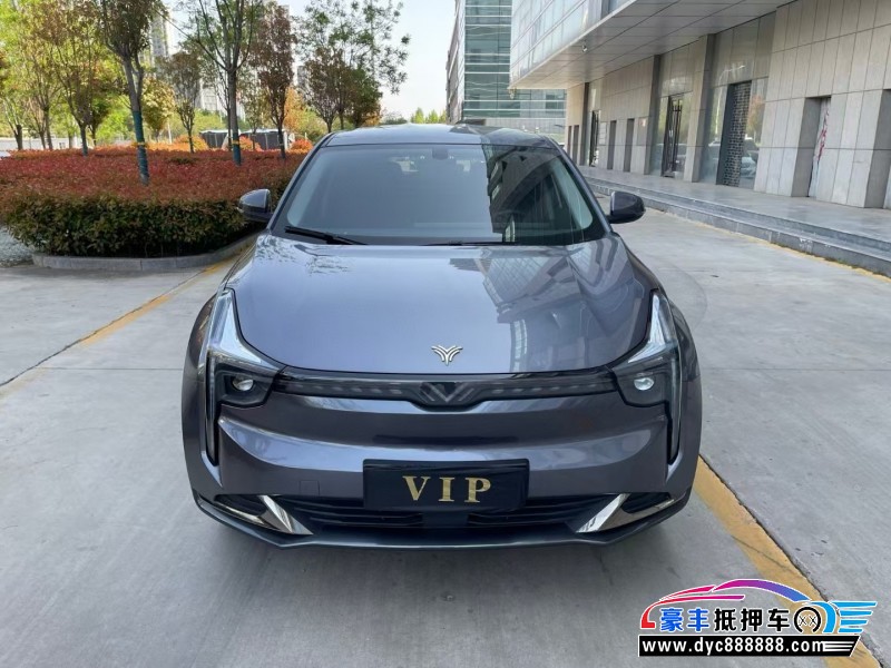 24年哪吒U轿车抵押车出售