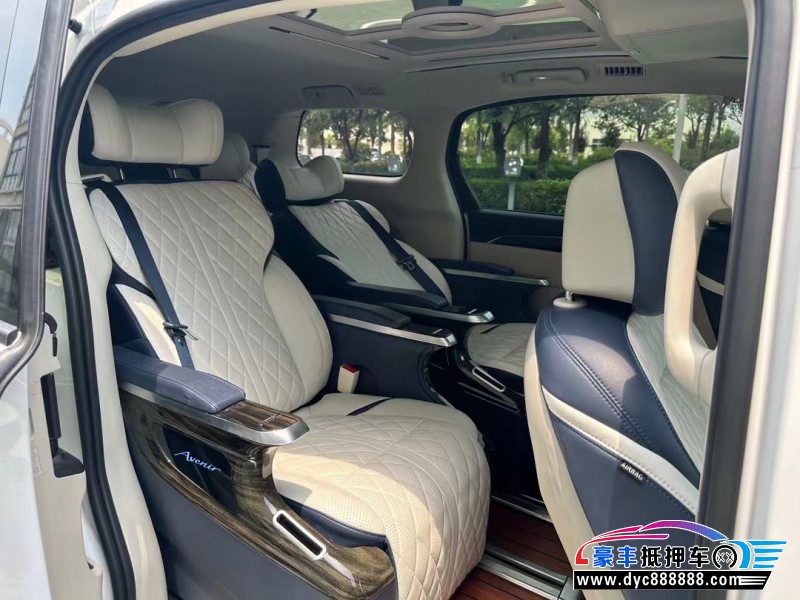 20年别克GL8轿车抵押车出售