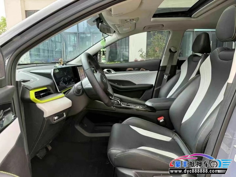 23年吉利缤越轿车抵押车出售