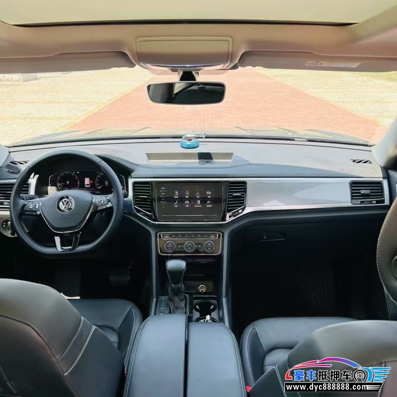 20年大众途昂轿车抵押车出售