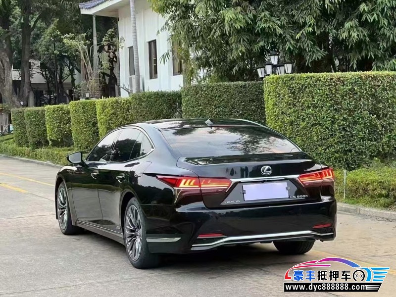 20年雷克萨斯LS轿车抵押车出售