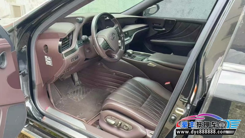 20年雷克萨斯LS轿车抵押车出售