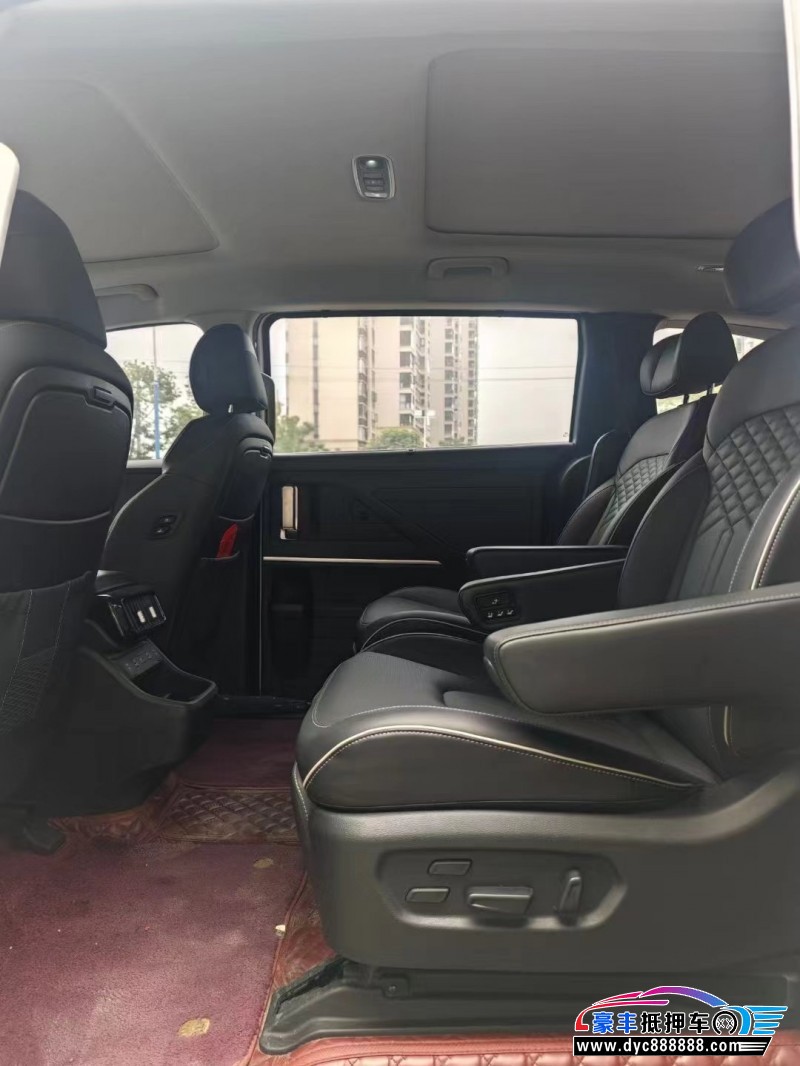 21年现代库斯图轿车抵押车出售