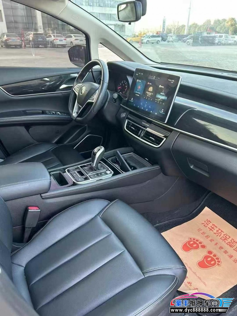 20年比亚迪宋轿车抵押车出售