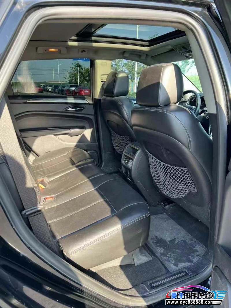 16年凯迪拉克SRX轿车抵押车出售