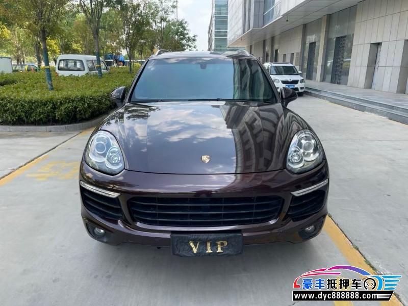 15年保时捷卡宴轿车抵押车出售