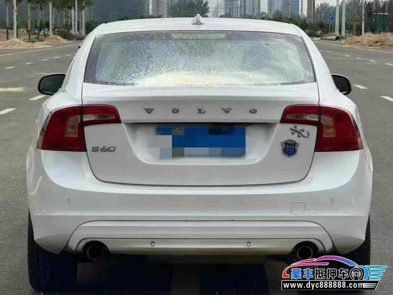 18年沃尔沃S60轿车抵押车出售
