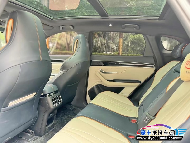 23年比亚迪宋轿车抵押车出售