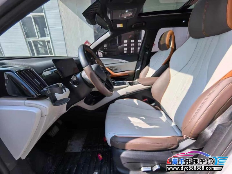 23年比亚迪宋轿车抵押车出售