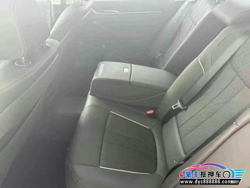 21年宝马5系轿车抵押车出售