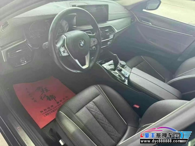 21年宝马5系轿车抵押车出售