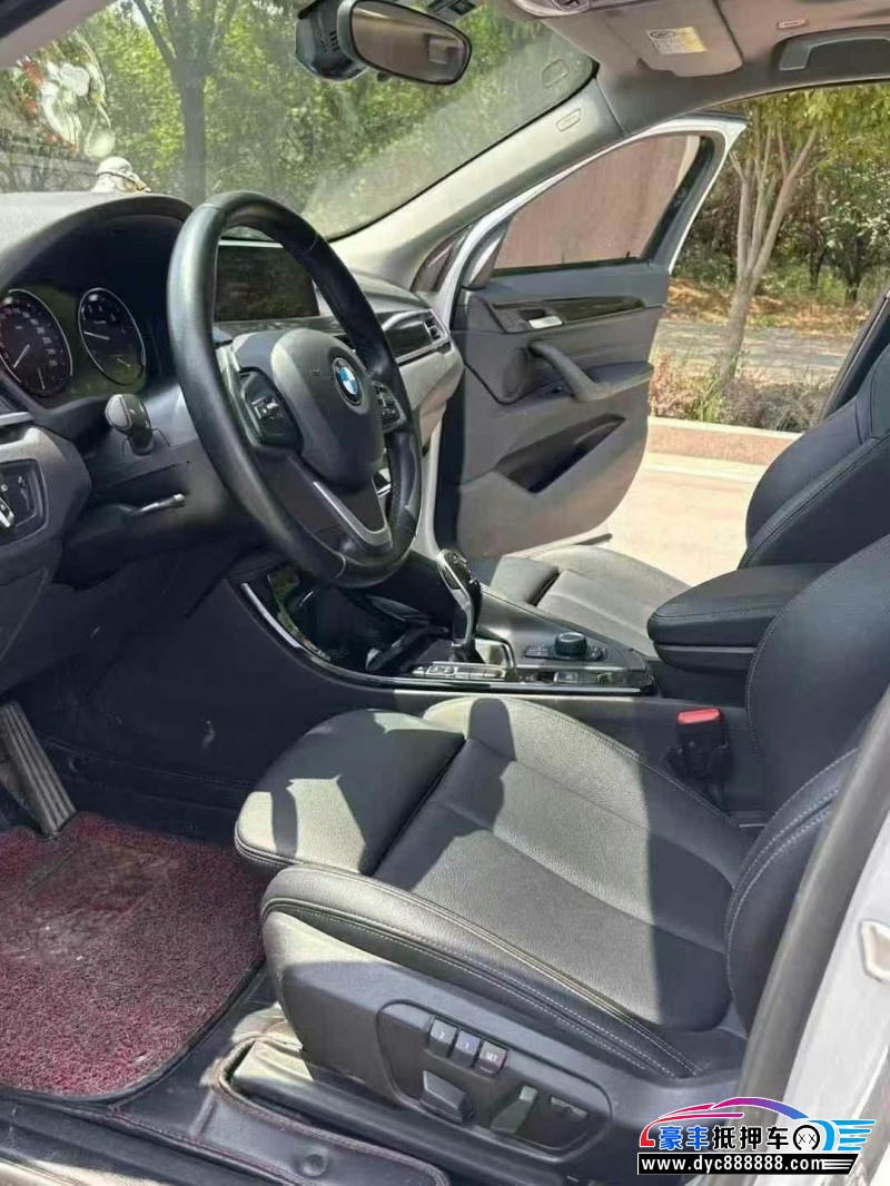 20年宝马X2轿车抵押车出售