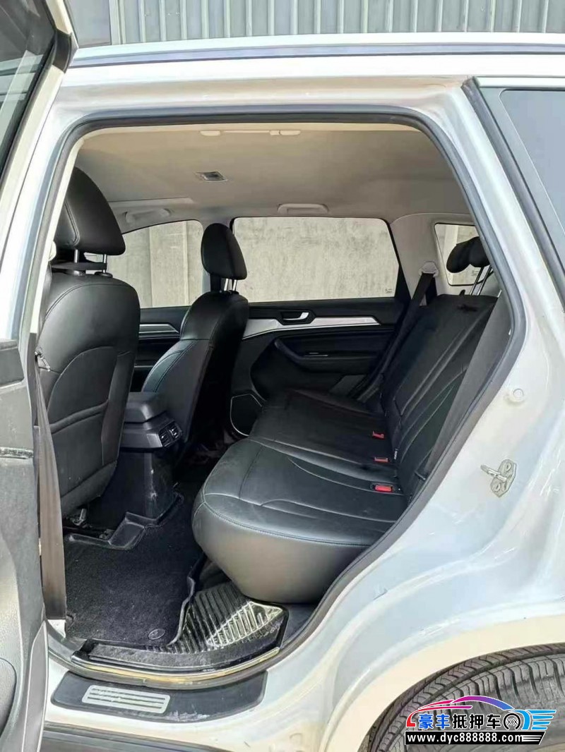 17年长城哈弗H6轿车抵押车出售