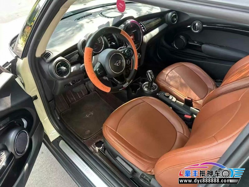 21年宝马MINI轿车抵押车出售