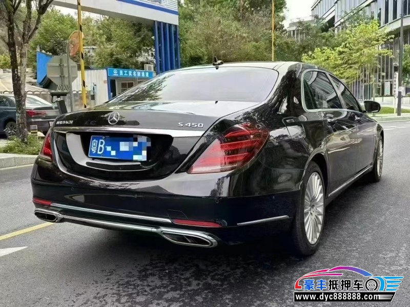 18年奔驰迈巴赫S级轿车抵押车出售