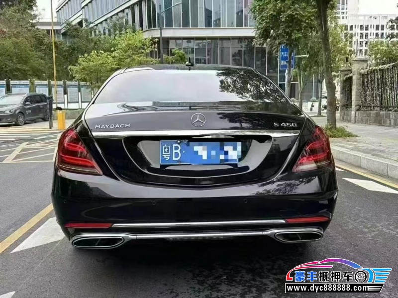 18年奔驰迈巴赫S级轿车抵押车出售