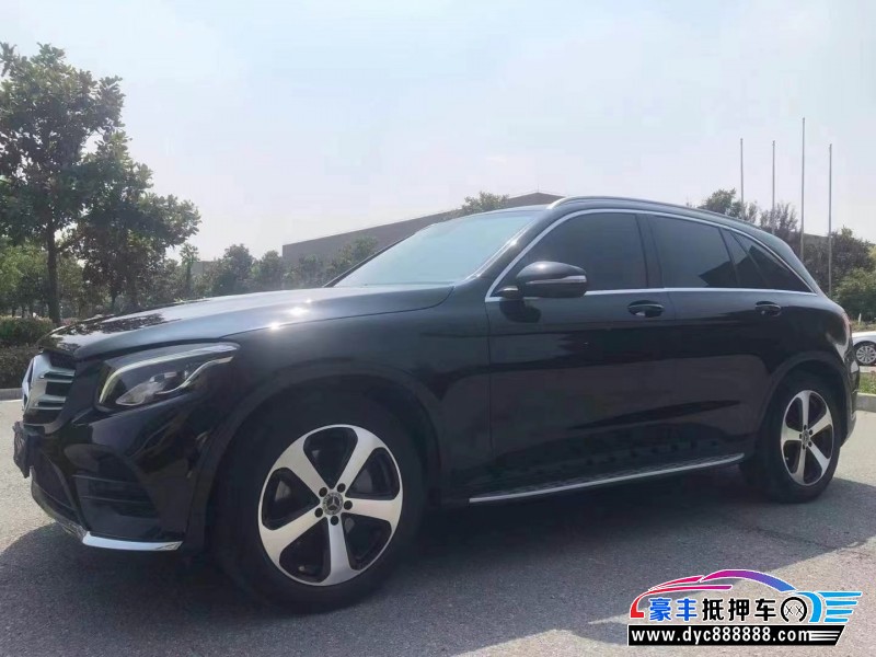 18年奔驰GLC轿车抵押车出售