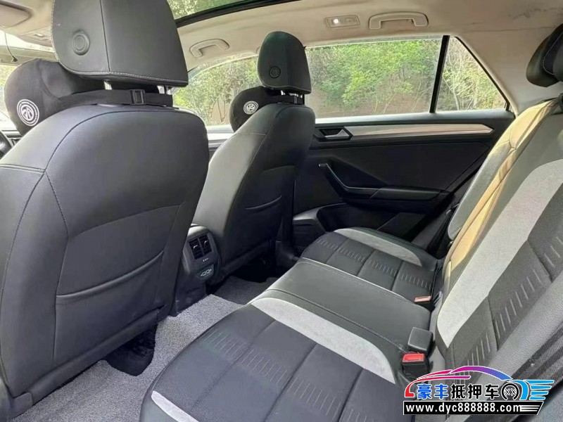 20年大众探歌轿车抵押车出售