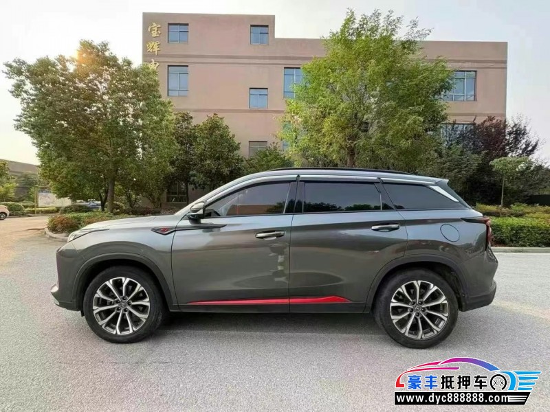 19年长安CS75轿车抵押车出售