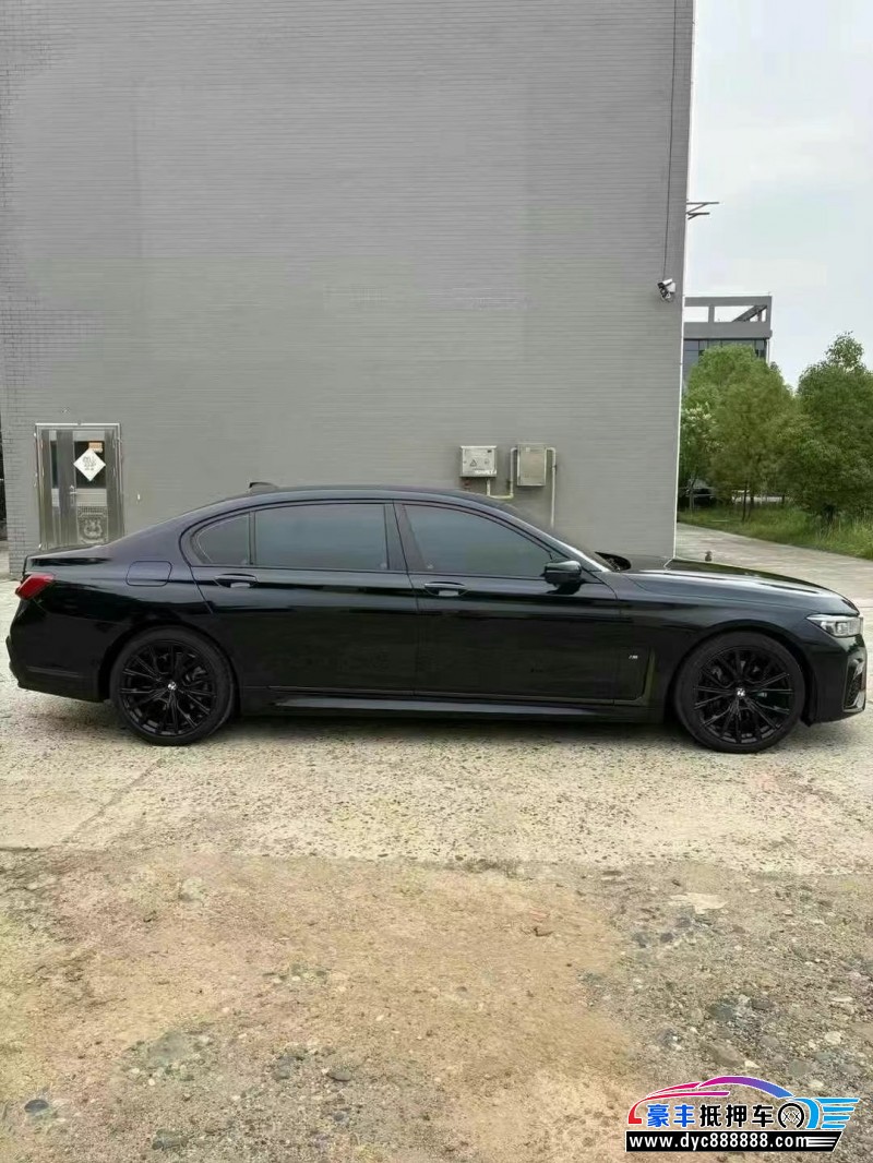 21年宝马7系轿车抵押车出售