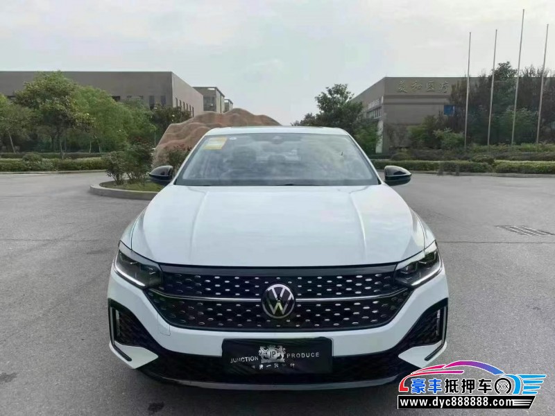 25年大众朗逸轿车抵押车出售