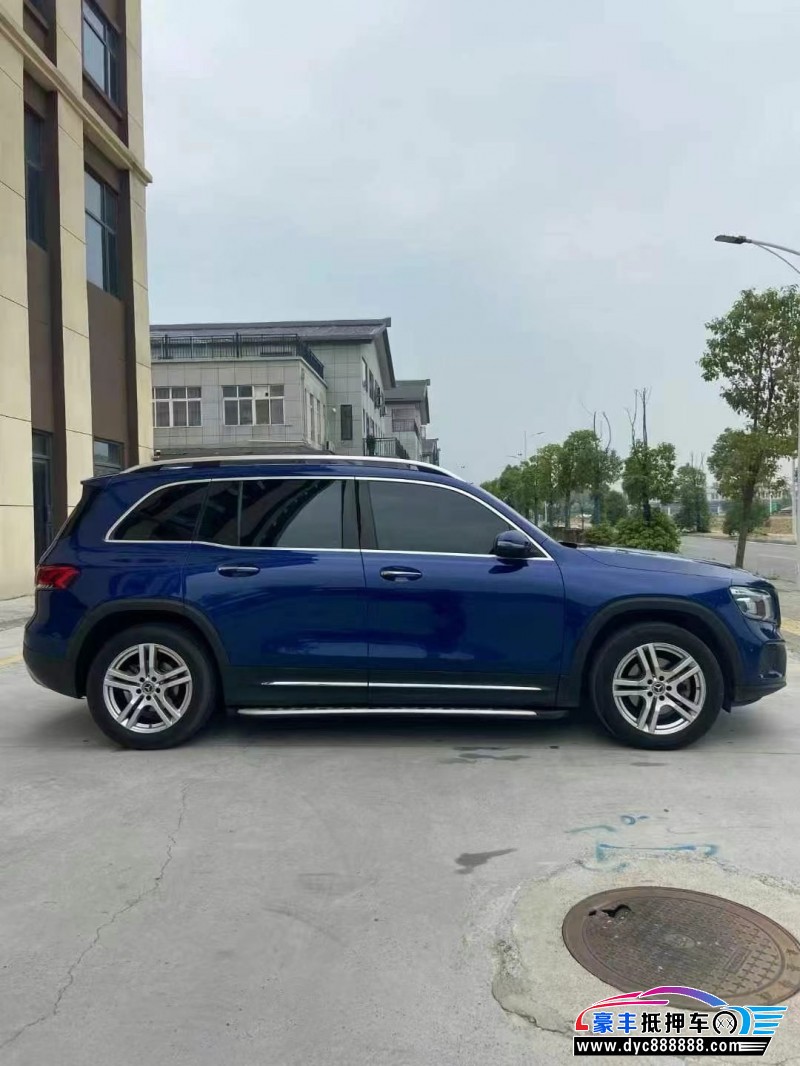 21年奔驰GLB轿车抵押车出售