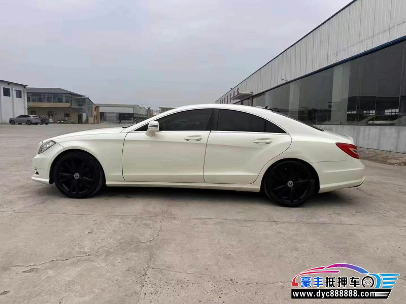 15年奔驰CLS轿车抵押车出售