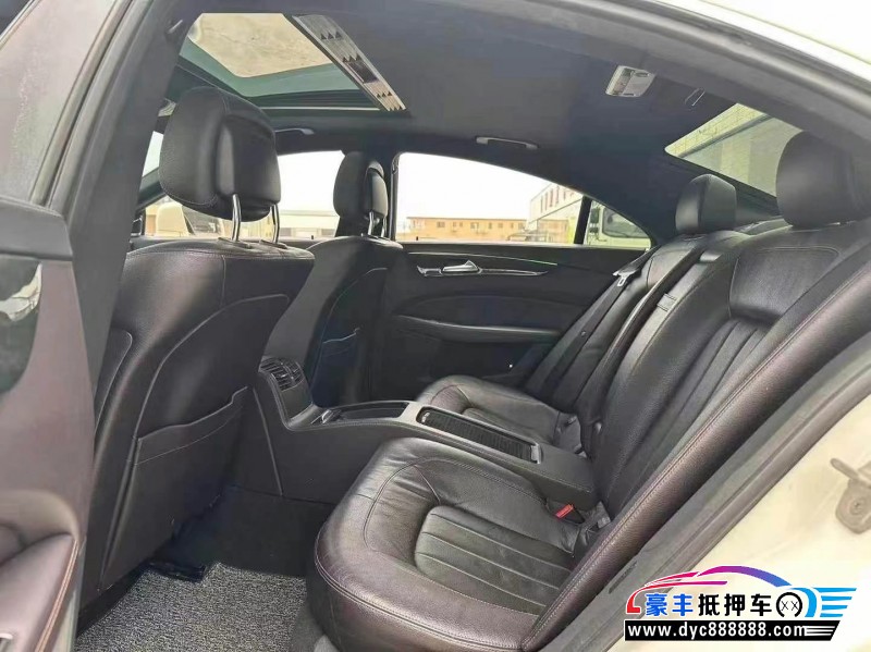 15年奔驰CLS轿车抵押车出售