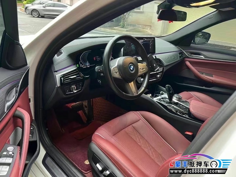 23年宝马5系轿车抵押车出售