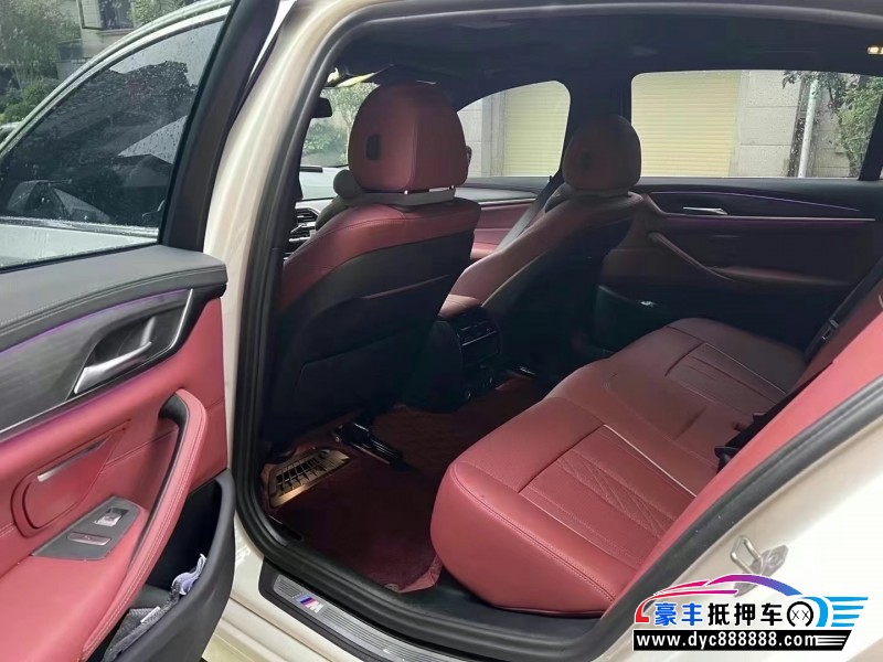 23年宝马5系轿车抵押车出售