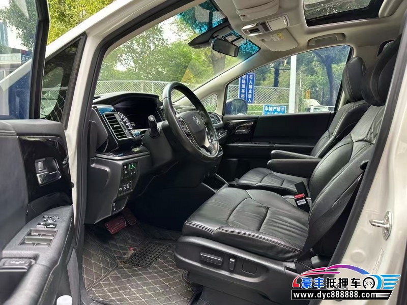 20年本田艾力绅轿车抵押车出售