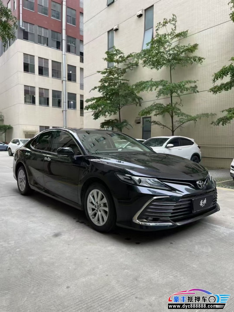 22年丰田凯美瑞轿车抵押车出售