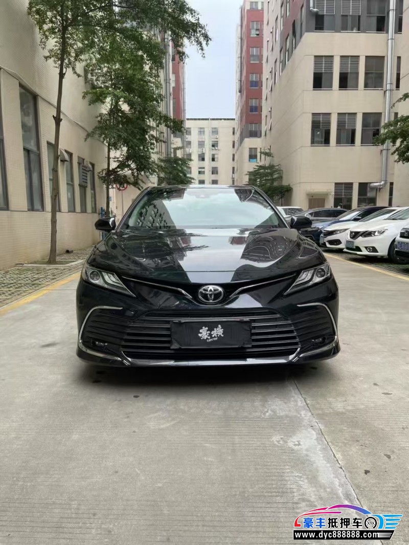 22年丰田凯美瑞轿车抵押车出售