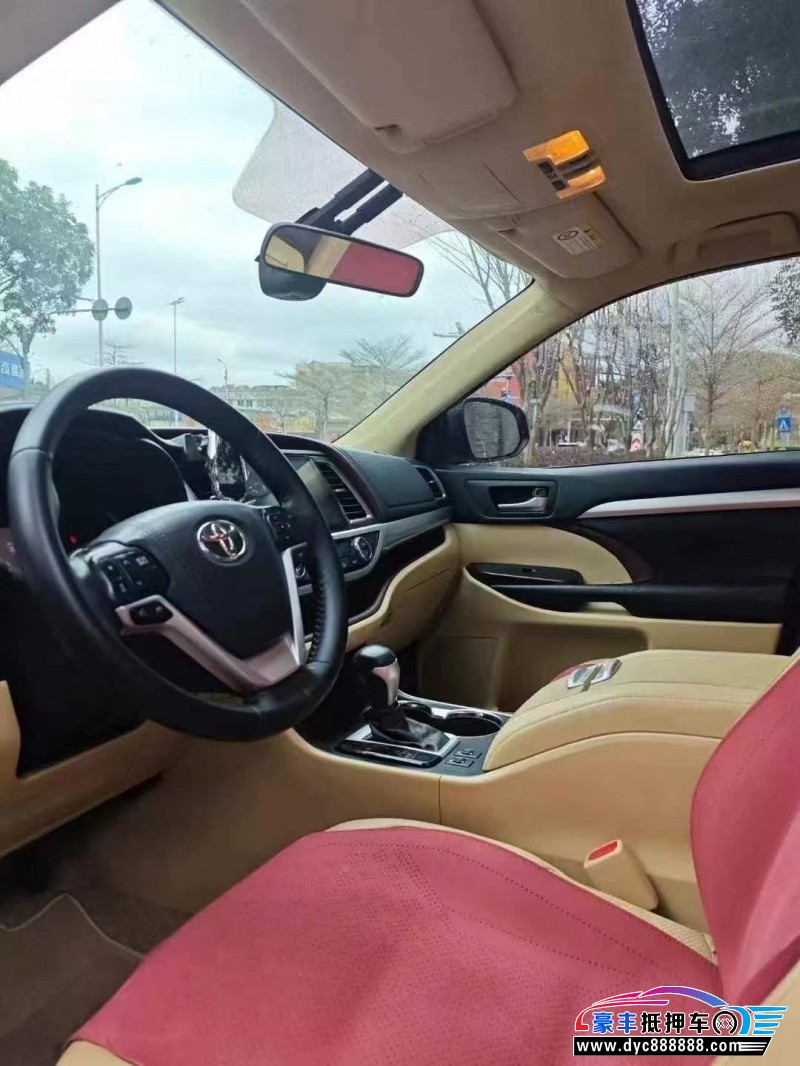 17年丰田汉兰达轿车抵押车出售