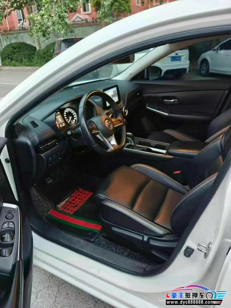 21年日产轩逸轿车抵押车出售