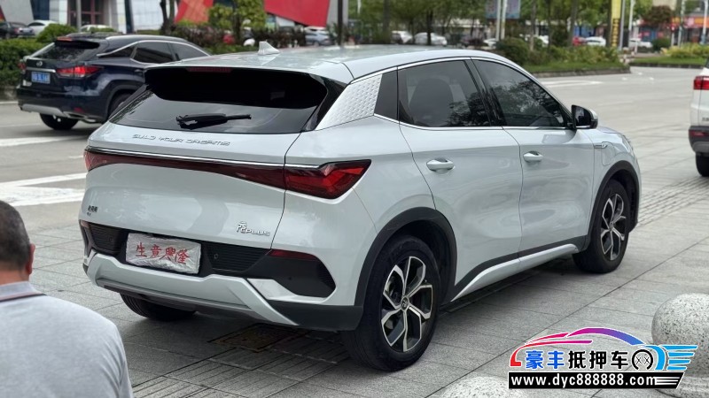 22年比亚迪元轿车抵押车出售