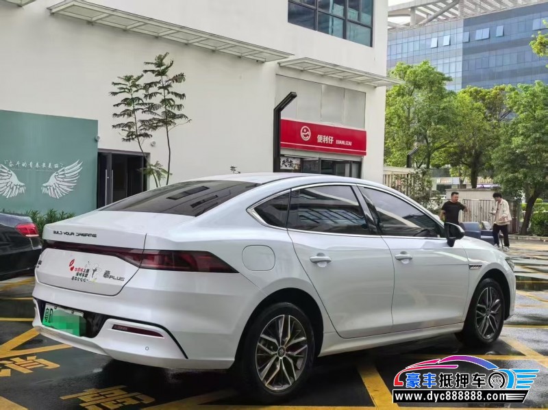 22年比亚迪秦轿车抵押车出售